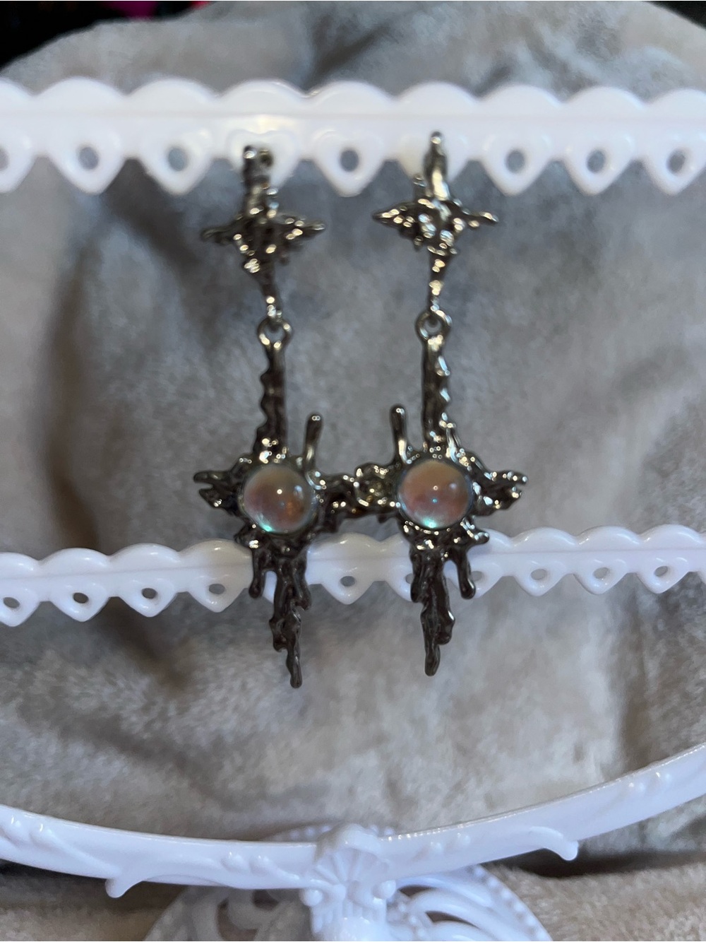 Source Unknown Silver-tone Cross Drop Earrings with Iridescent Center